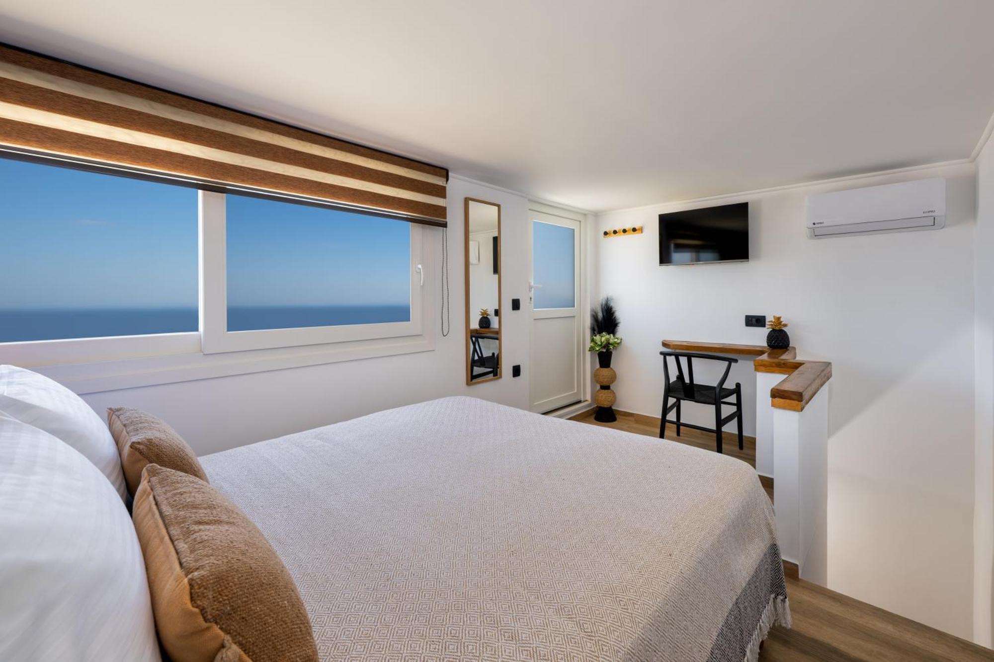 Plastiras Rooms Fira  Esterno foto